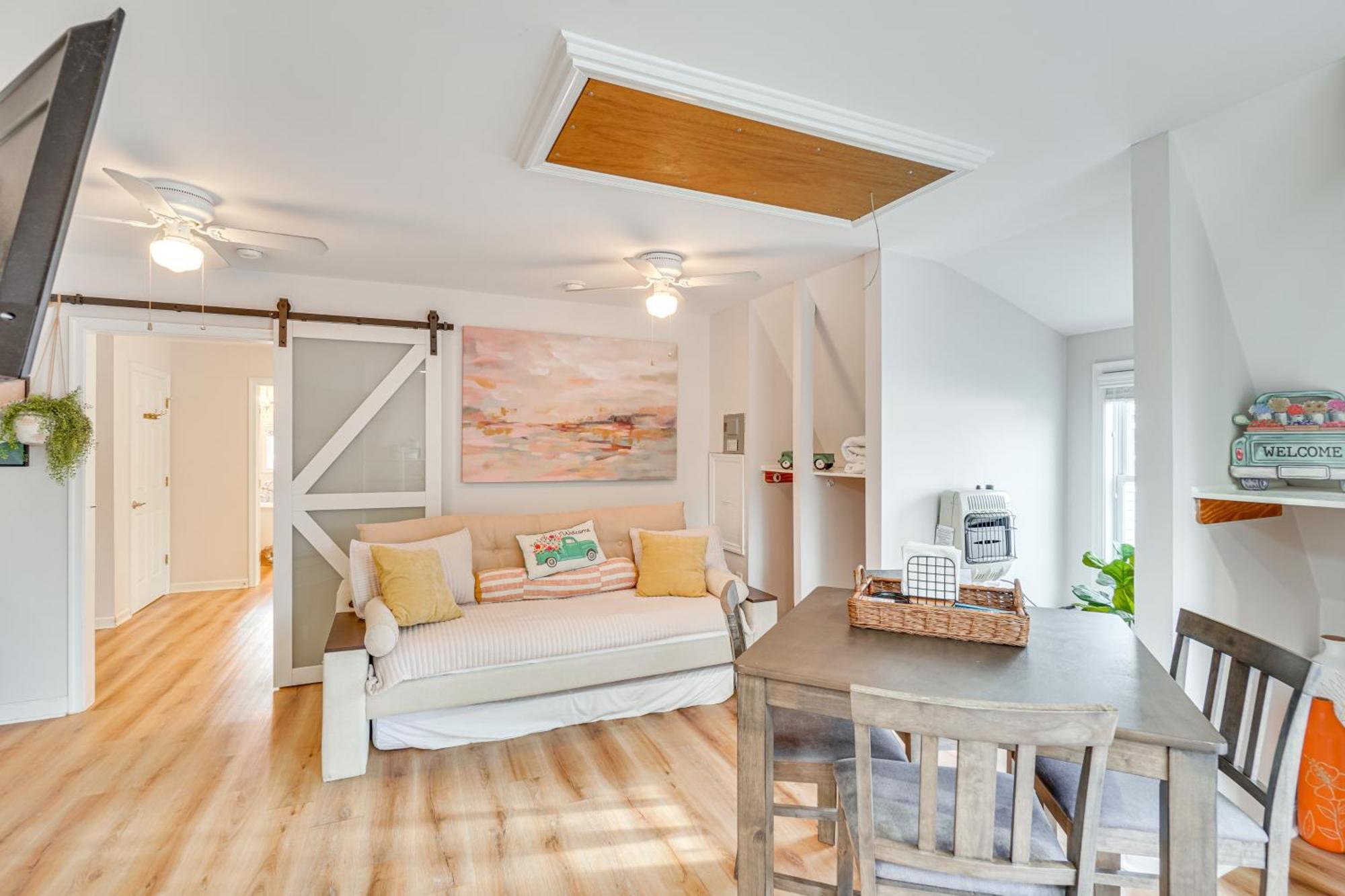 Epic Brunswick Apartment, Deck With Private Hot Tub! Luaran gambar