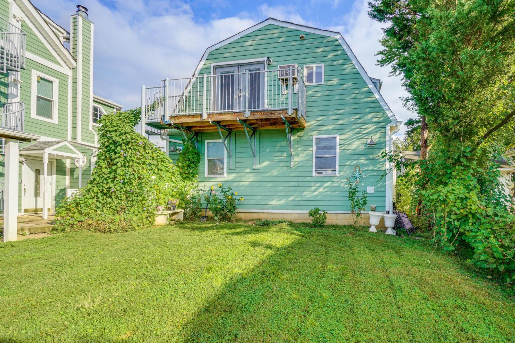 Epic Brunswick Apartment, Deck With Private Hot Tub! Luaran gambar