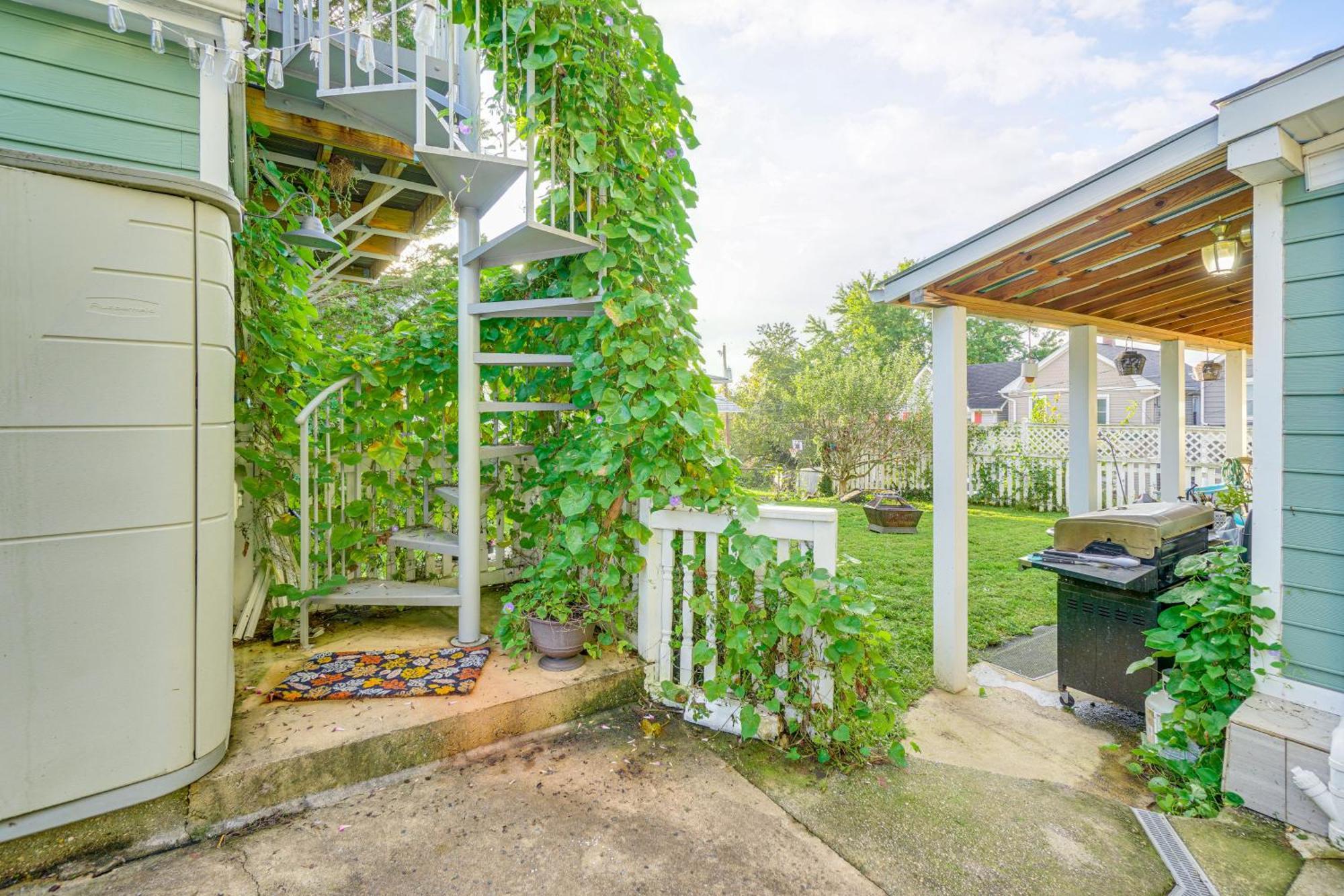 Epic Brunswick Apartment, Deck With Private Hot Tub! Luaran gambar
